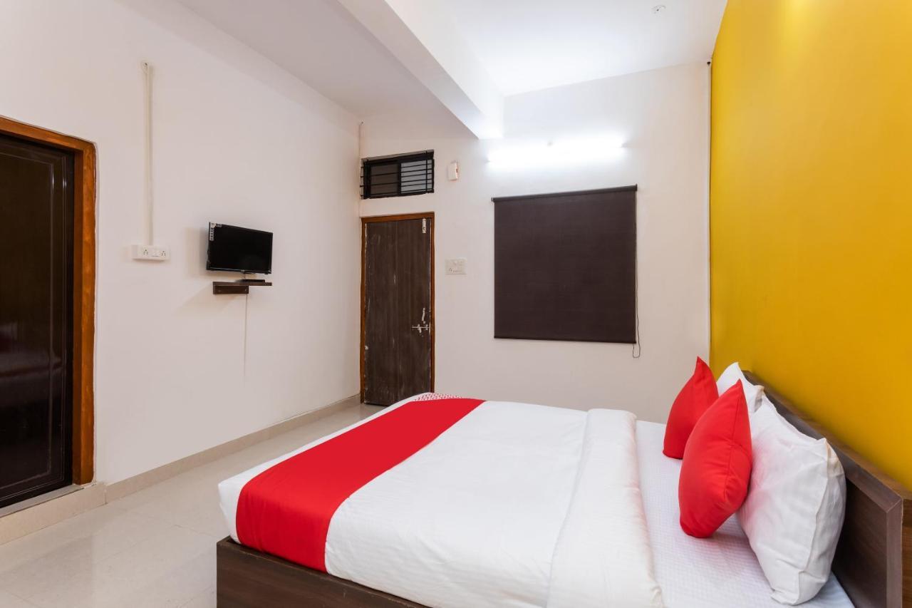 Oyo Hotel Convivial Paradise Shamsgarh Exterior photo
