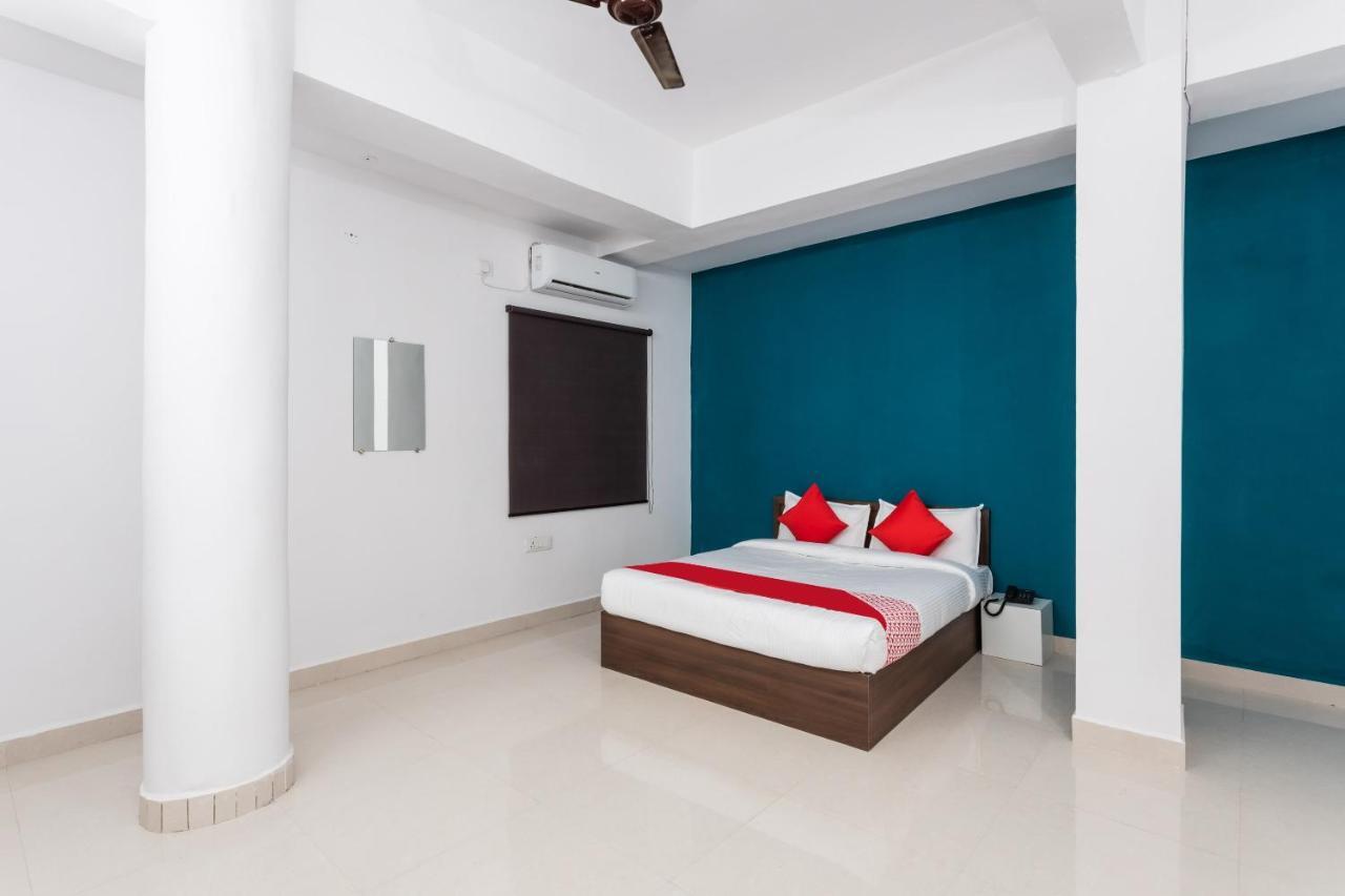 Oyo Hotel Convivial Paradise Shamsgarh Exterior photo